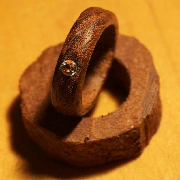 3-DIY-Wooden-Engagement-Ring