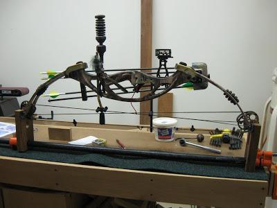 4-DIY-Bow-Press-For-$25