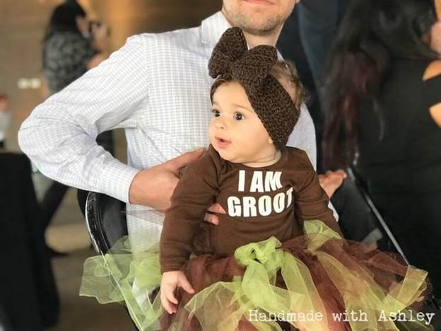 8-DIY-Baby-Groot-Costume-Tutorial