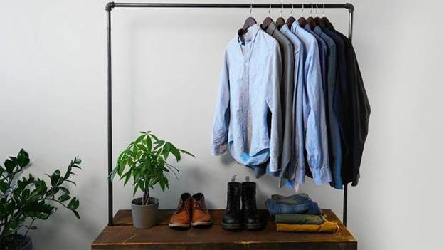 9-DIY-Industrial-Clothing-Rack