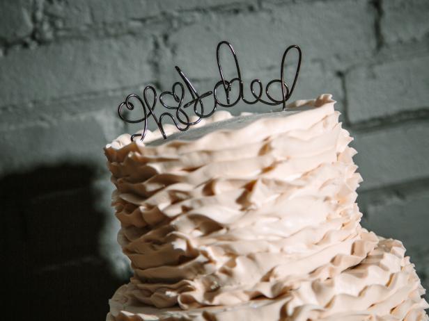 9-How-To-Make-A-Wire-Cake-Topper