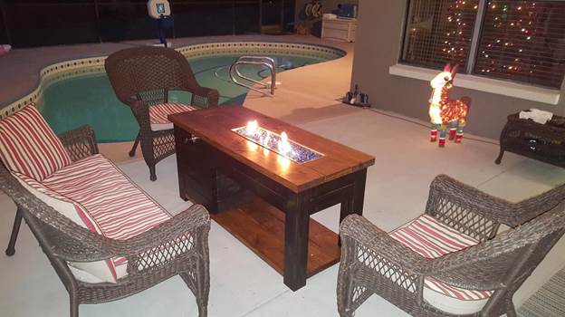 10-DIY-Propane-Fire-Pit-Table