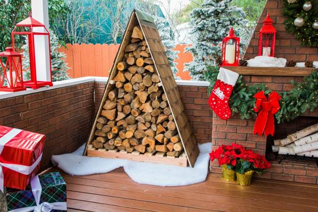 17-DIY-Outdoor-Firewood-Storage