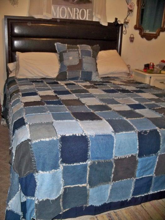 18-Homemade-Denim-Rag-Quilt