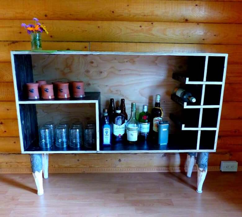 16. Yukon Liquor Cabinet DIY