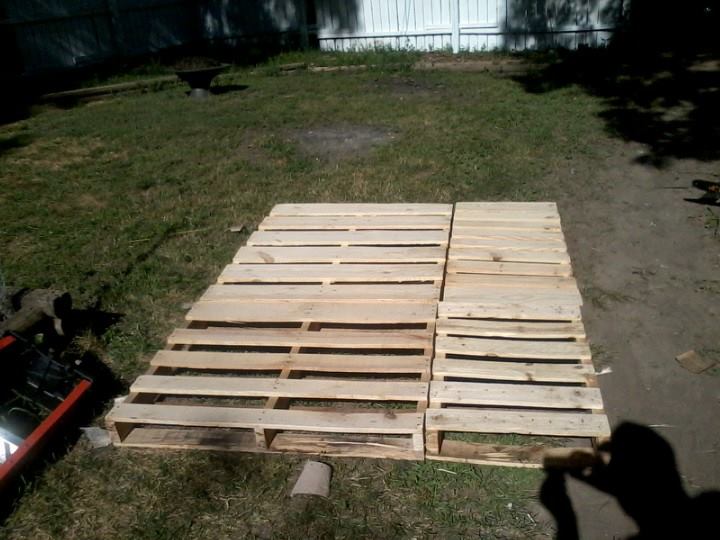 7. DIY Pallet Wood Bed Frame