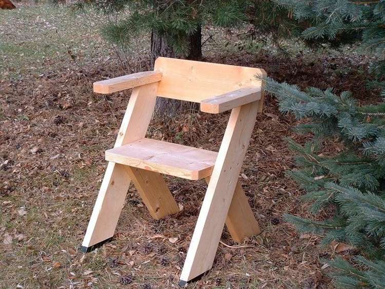 14. DIY Outdoor Chair