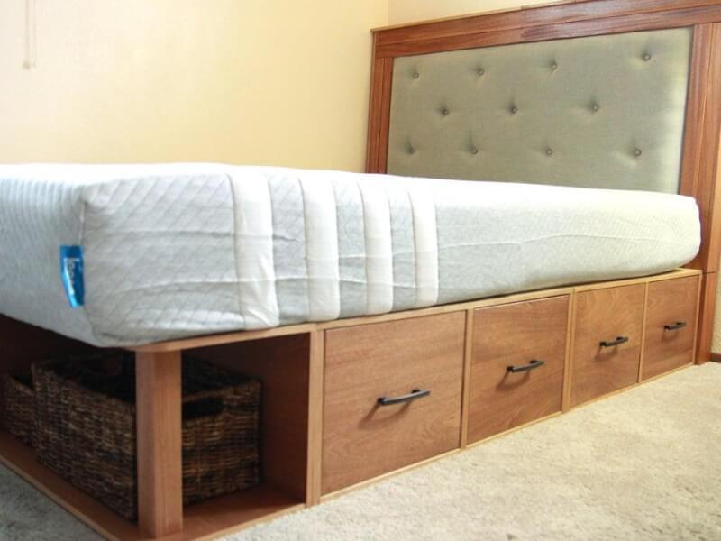 16. DIY Queen Size Storage Bed