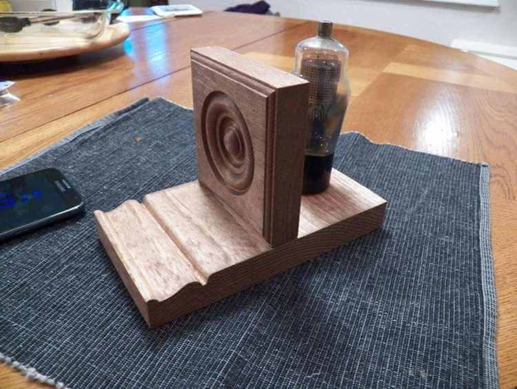 16. DIY Tablet Stand