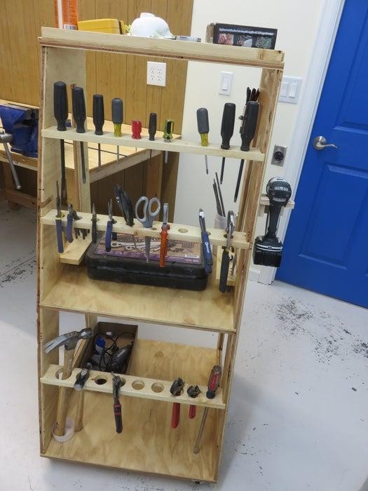 18. DIY Movable Shop Tool Ladder
