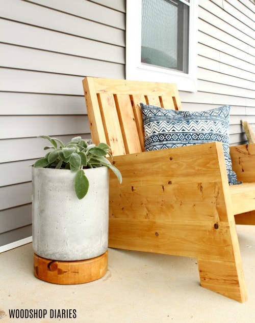 23. DIY Modern Outdoor Chair