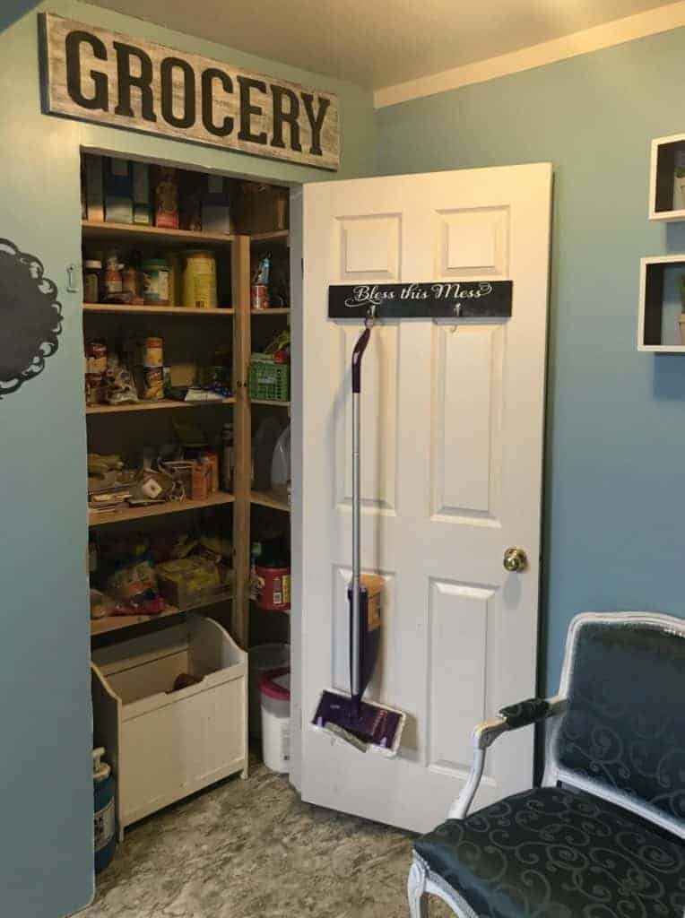 4. DIY Kitchen Pantry