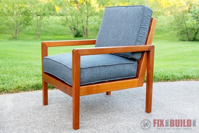 8. Modern DIY Outdoor Chair