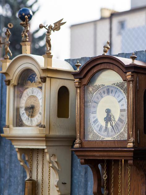 The Amazing History of Grandfather Clocks