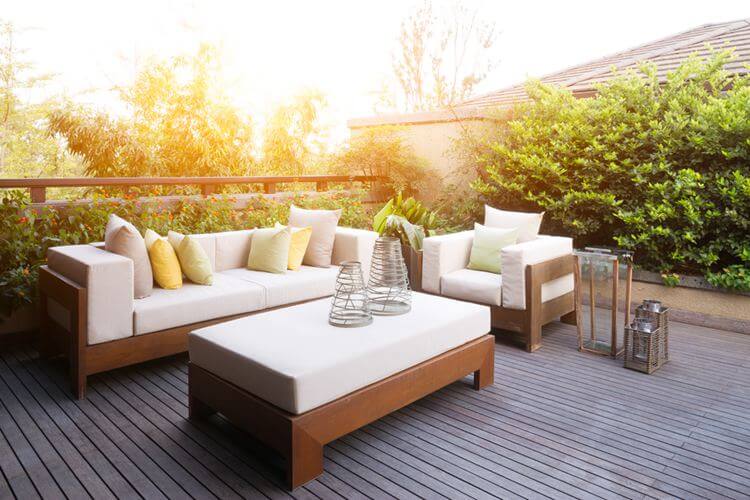 10 Delightful Warm Weather Additions to Any Patio Setup