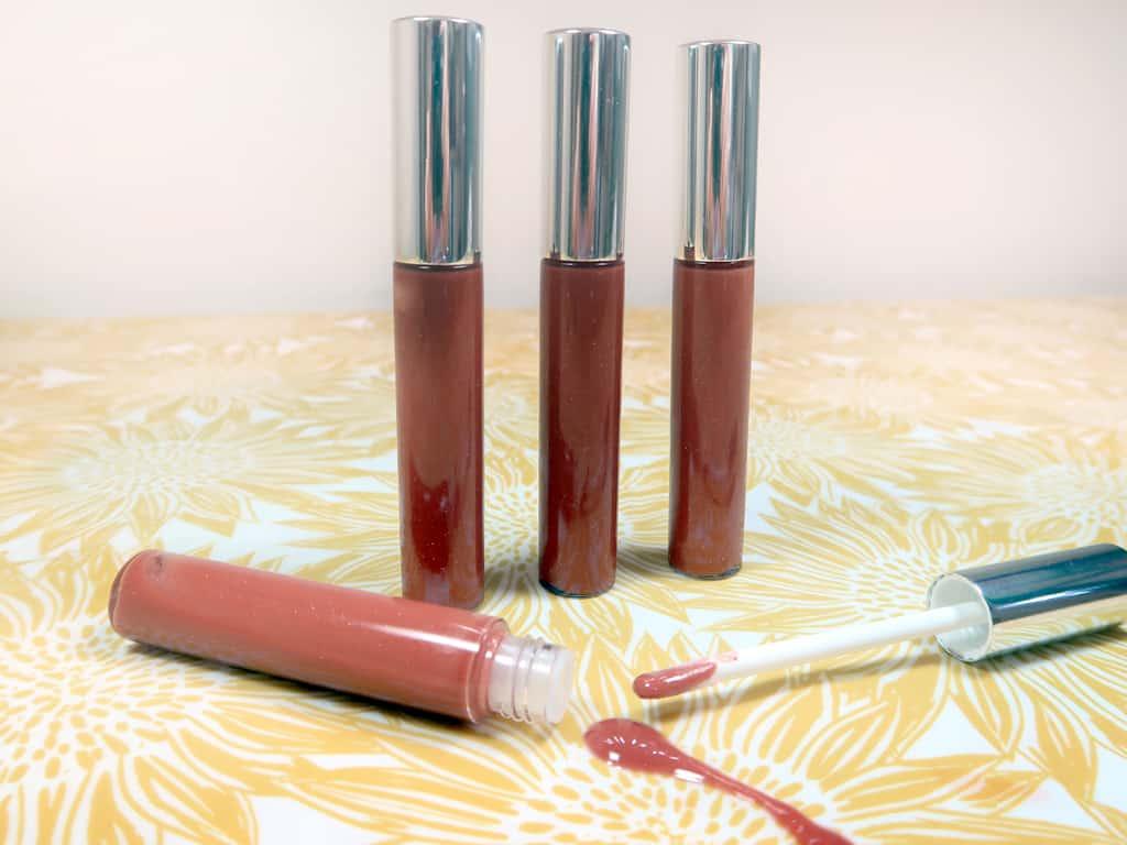 2. DIY Natural Homemade Lip Gloss