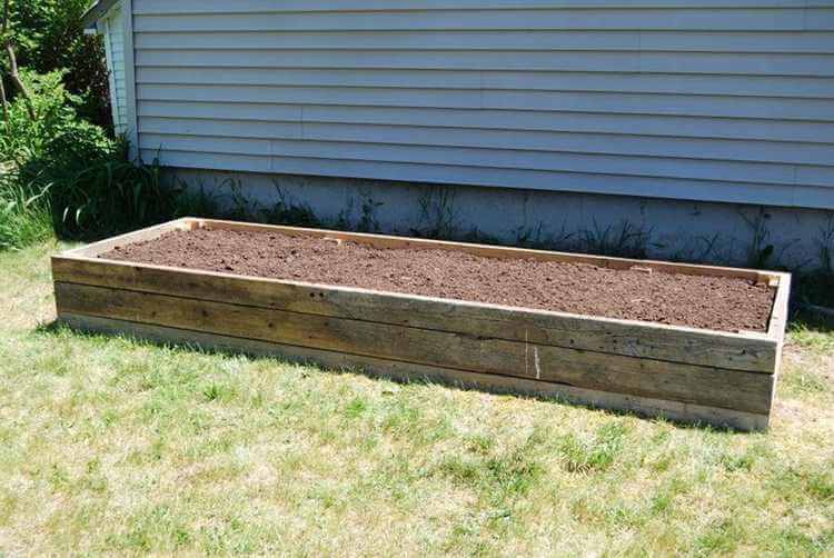 3. DIY Reclaimed Wood Raised Bed Garden