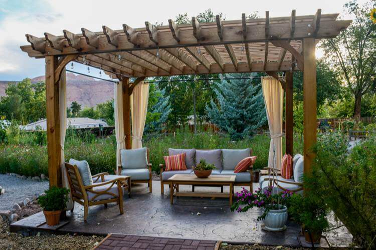 7. How To Build A Pergola With Ease