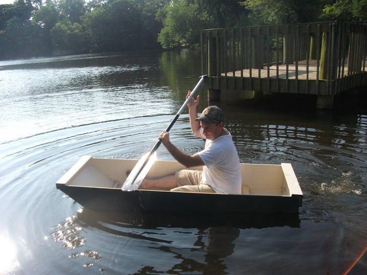 14. DIY Simple Boat