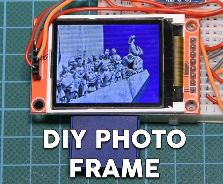 15. DIY Photo Frame With Arduino