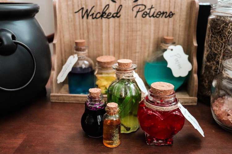 3. DIY Harry Potter Potion Bottles