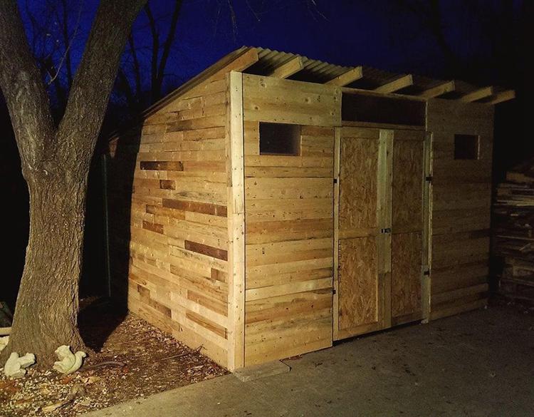 1. DIY Pallet Shed