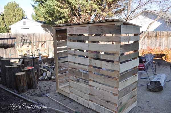 12. DIY Pallet Wood Shed