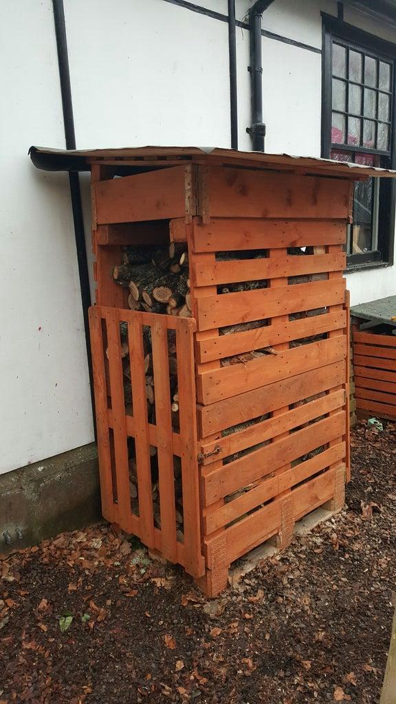 18. Pallet Log Shed Build