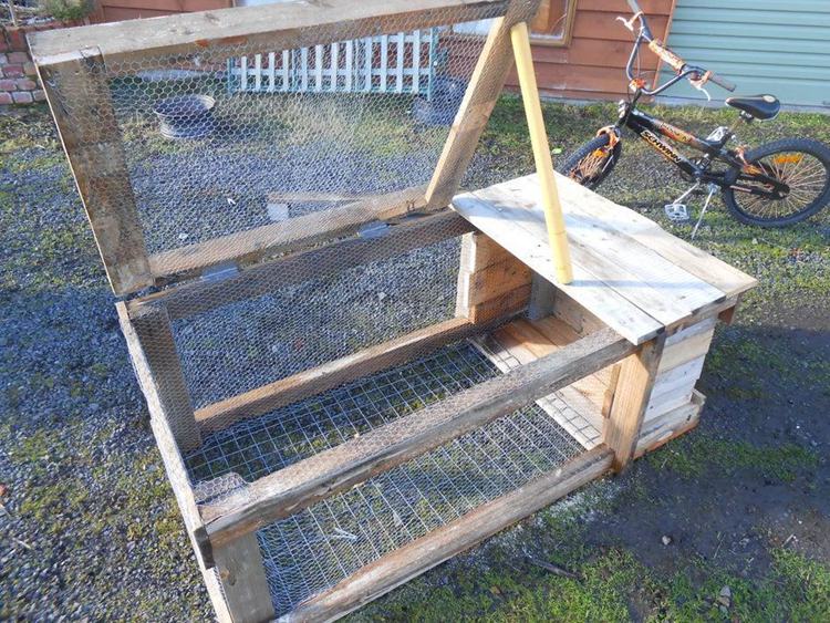 2. How To Build A Small Rabbit Hutch