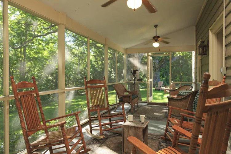 5. DIY Screened In Porch