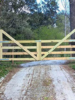 DIY Driveway Gate Ideas