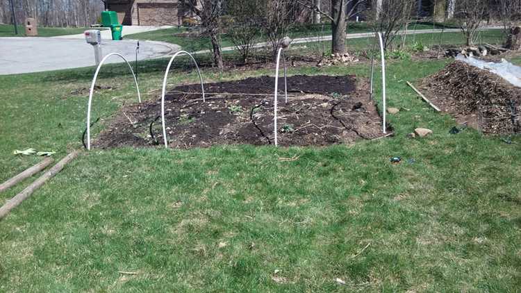 18. Low-Cost Hoop House DIY