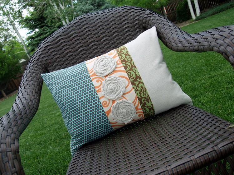 11. DIY Pillow Tutorial Pattern