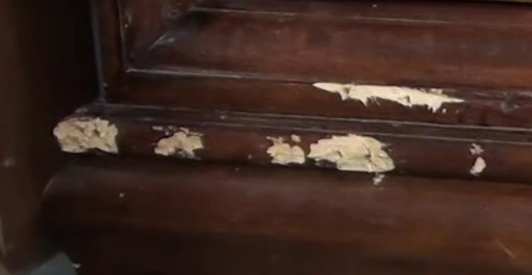 How To Fix Deep Scratches In Wood Table-2