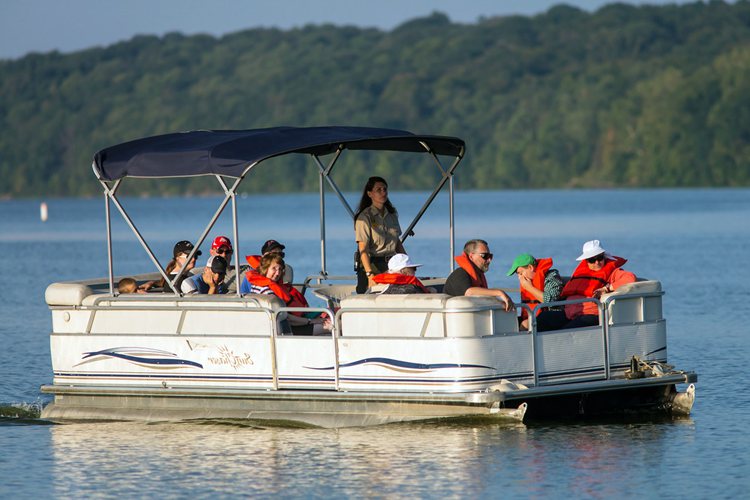 How Much Is A Pontoon Boat - A Beginners Guide 101-01