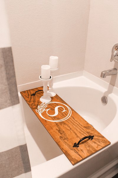 6. DIY Bathtub Tray Using Scrap Wood