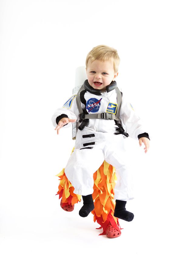 15. Kids Astronaut Costume