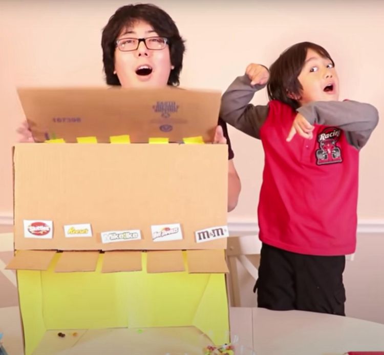 how make a paper squishy 6. Desktop Candy Dispenser