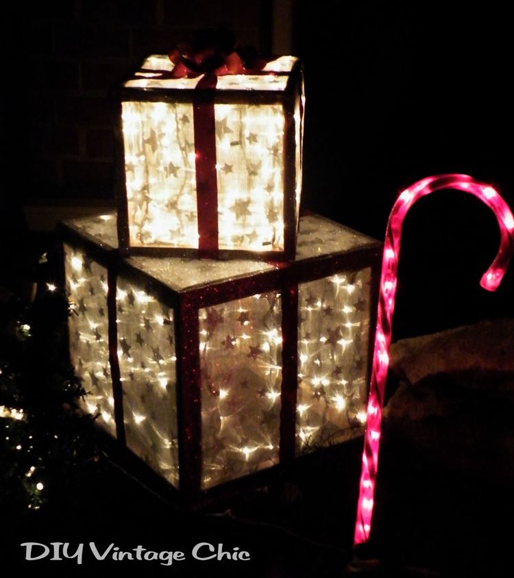 34. Christmas Lightbox