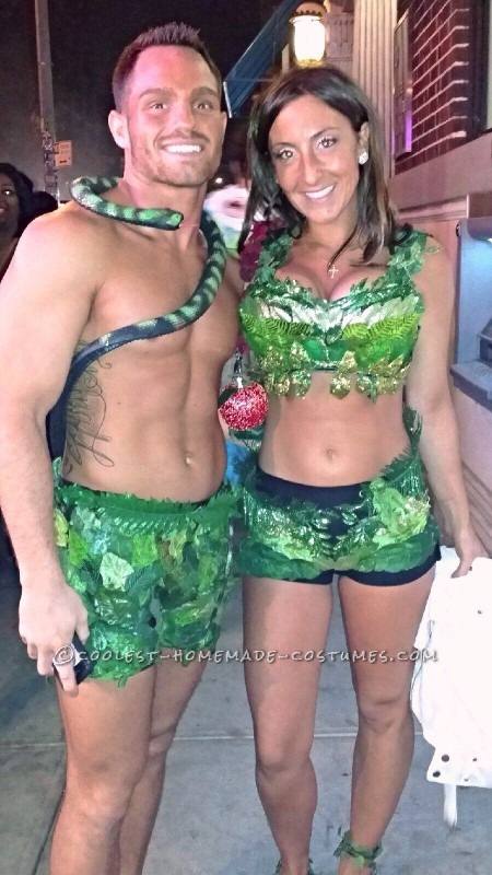 26. Adam and Eve Halloween costumes