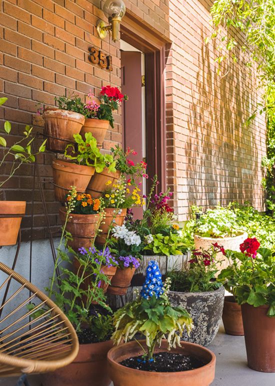 43. Terracotta Pot Raised Bed