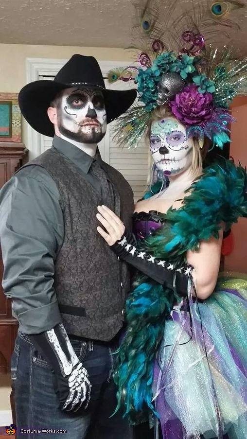 66. Sugar Skull Couple Costume