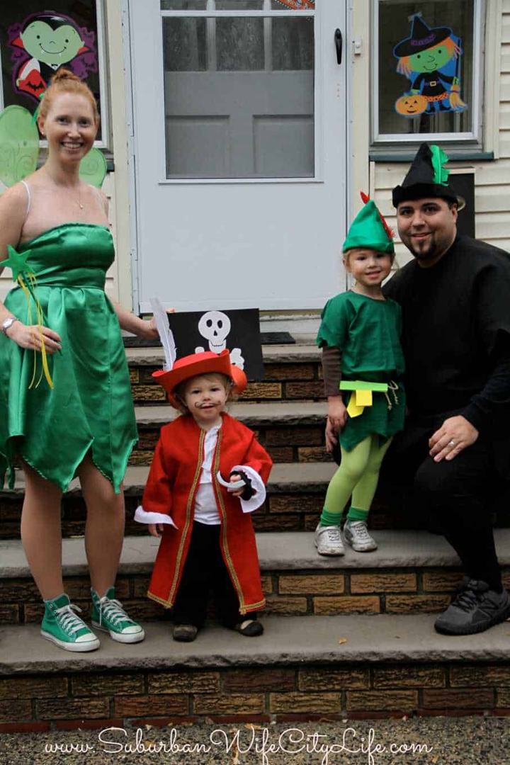 2. DIY Captain Hook Kid's Costume