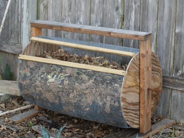 20. Wood and Mesh Drum Style Compost Bin
