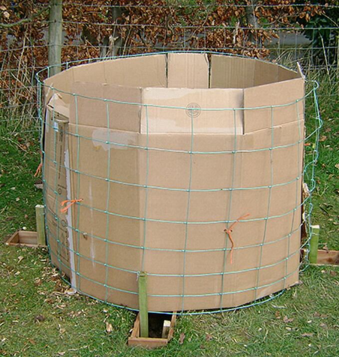 35. Compost Bin with Cage and Carton